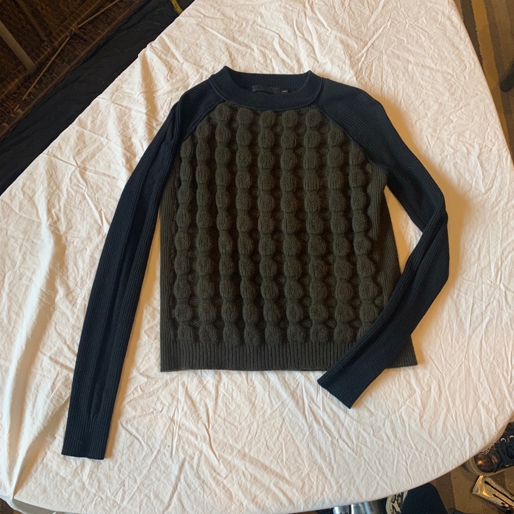 L.A.M.B. Gwen Stefani sweater